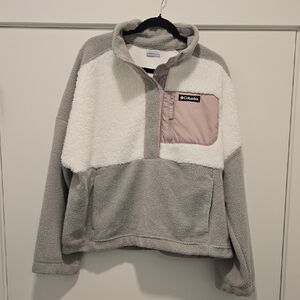 Columbia Two-Tone Fleece Pullover with Pink Accent